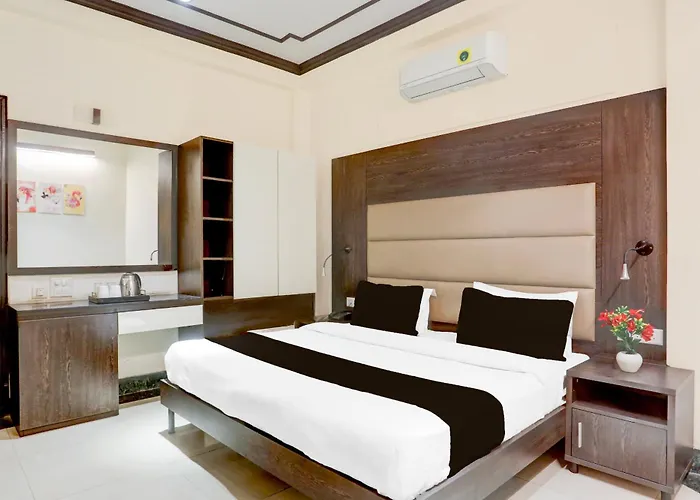 Hotel Aerotech Plaza
