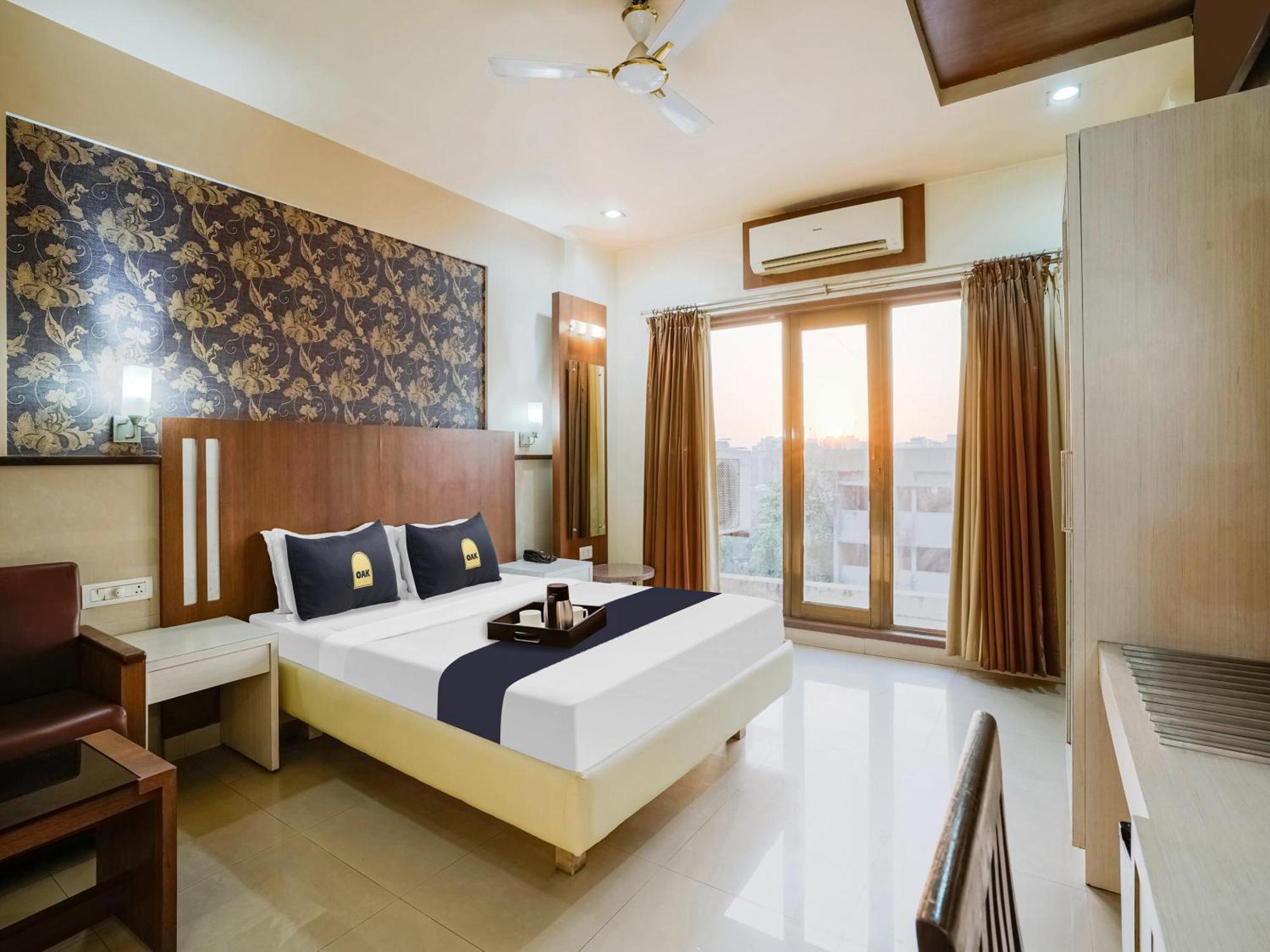 Aerotech Plaza Hotel New Delhi