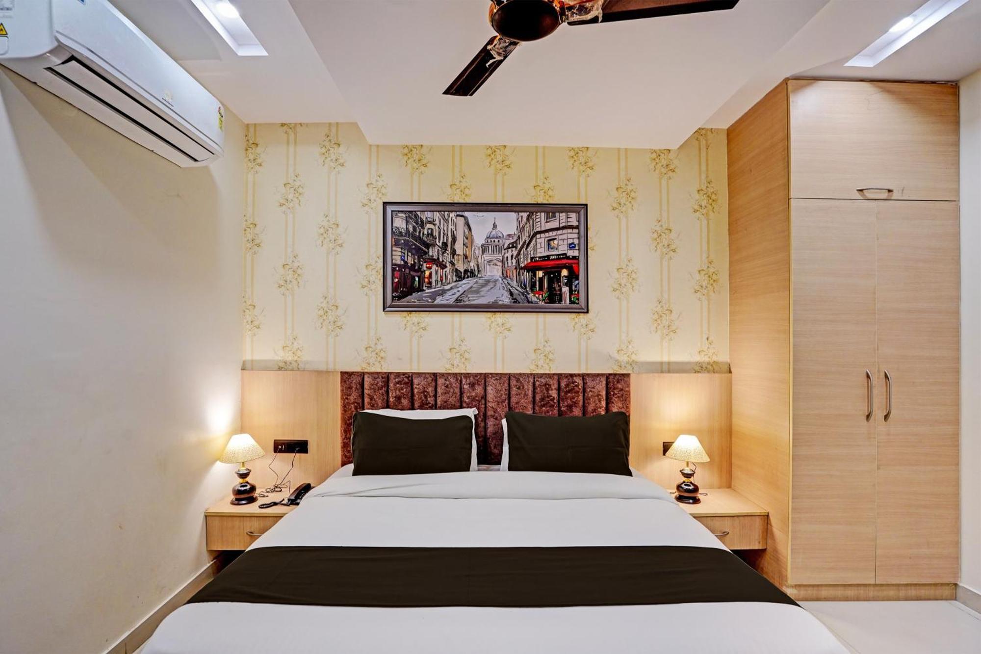 Hotel Aerotech Plaza New Delhi